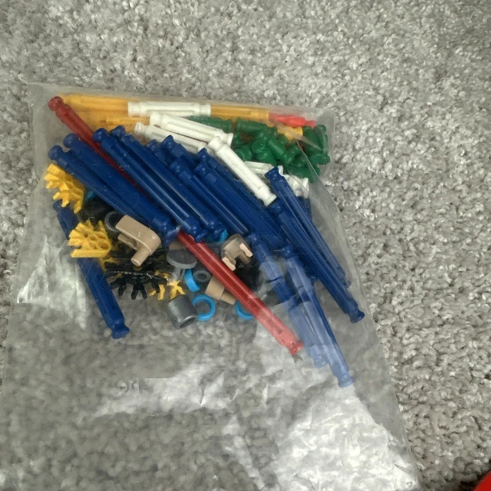 MISSING‎ PIECES K'nex Super Mario 3D World Cat Mario #38685 Building Set